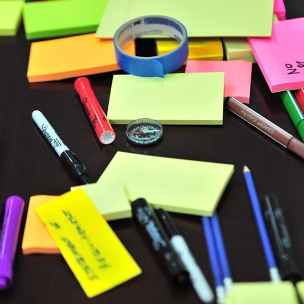 No Clutter Office Design