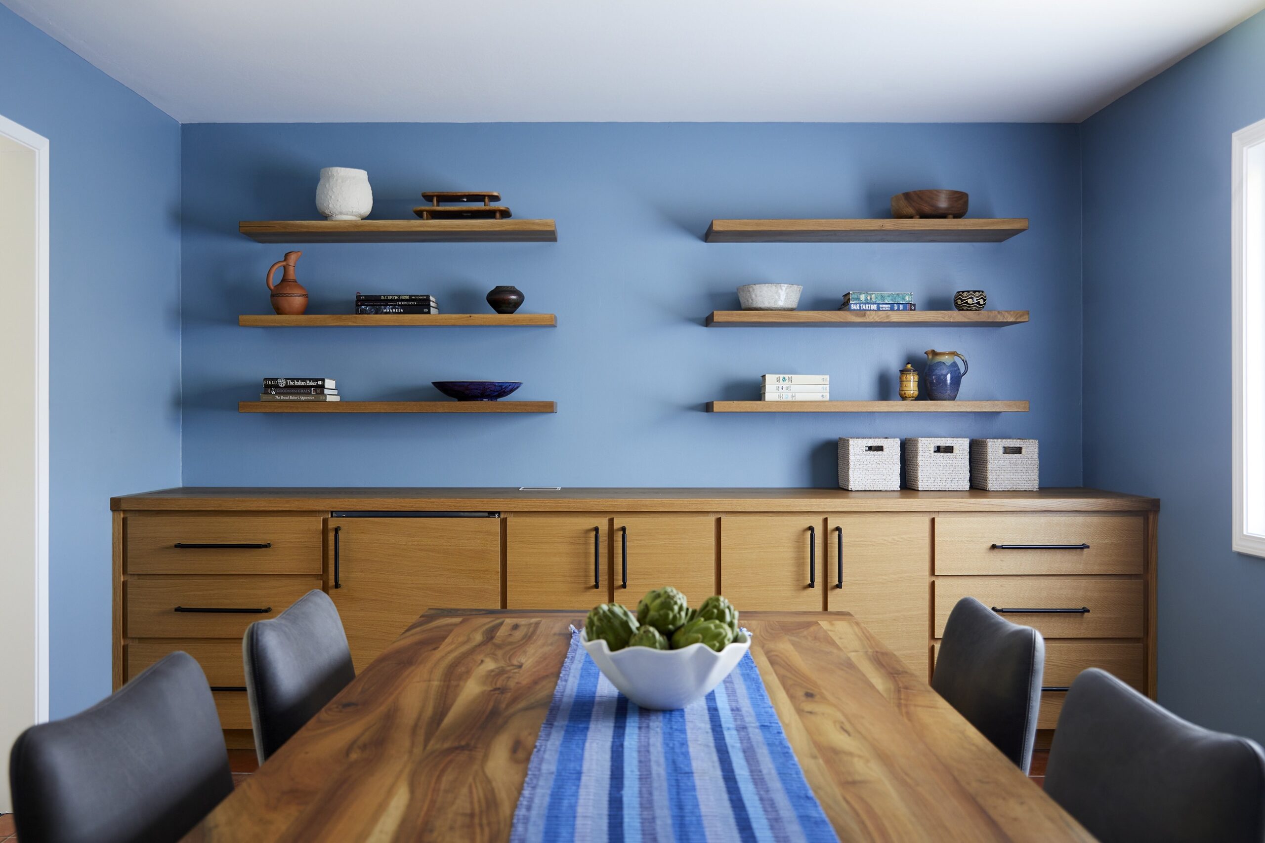 Home renovation in Los Altos Hills by Bay Area interior designer, Kanika Design - 06