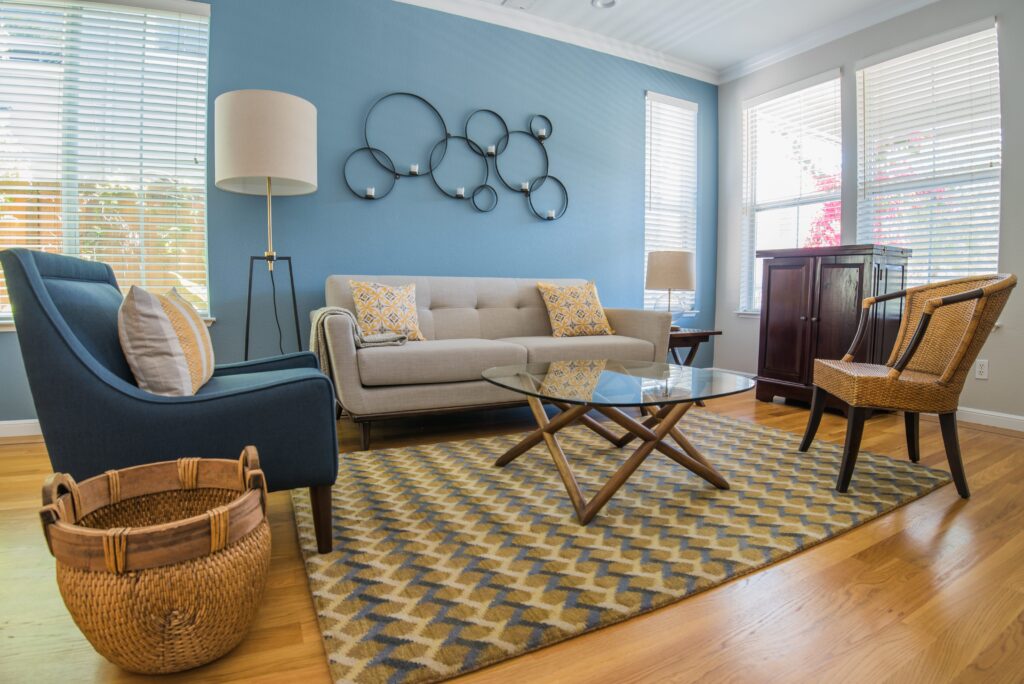 On Sofas: What Designers Look For That Most Buyers Miss